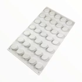   Mini ovális alakú korong szilikon forma, 35 db-os, 19×30 cm
