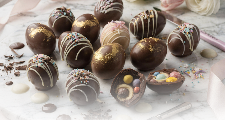 Csokitojás készítés húsvéti csokoládé tojás