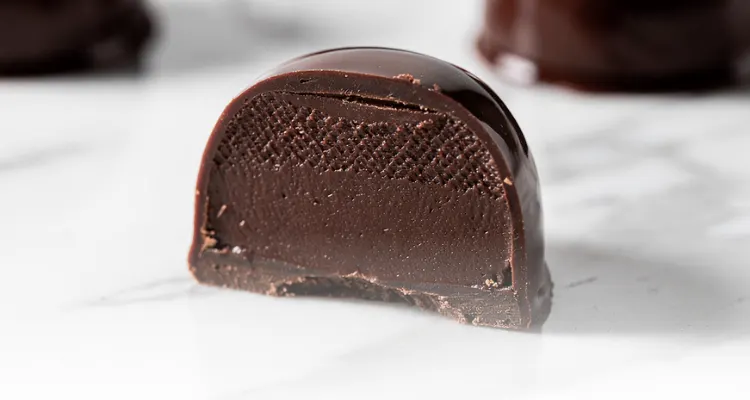 Házi bonbon recept, töltött csokoládé bonbon Callebaut csokoládéval