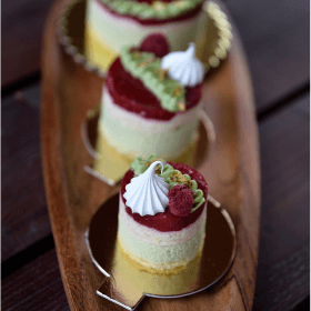 Desszertalátétek arany, ezüst és fehér felülettel