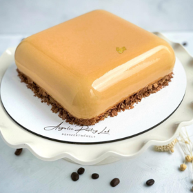 Karamell-mogyoró-kávé  mousse torta - Recept